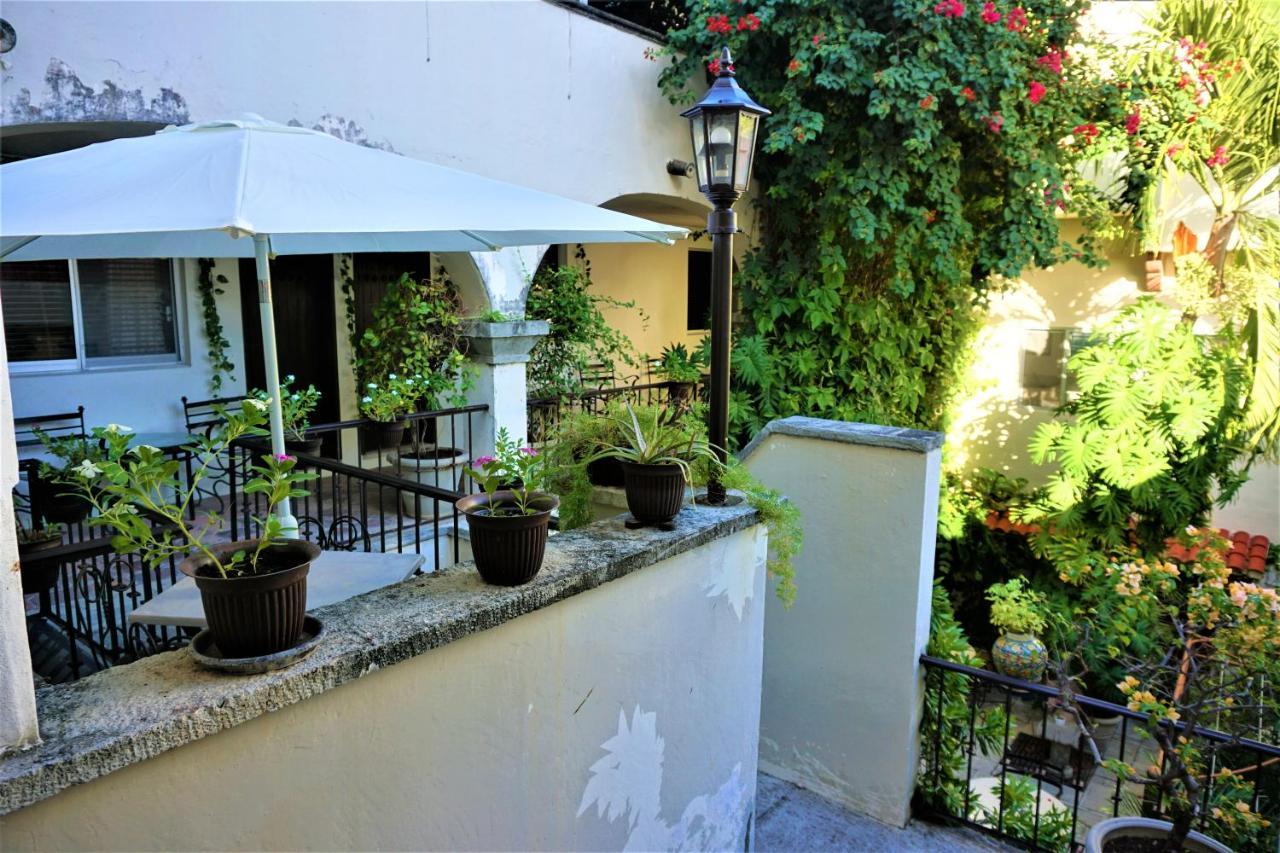Hotel Boutique Suites Puerto Cancun Bagian luar foto