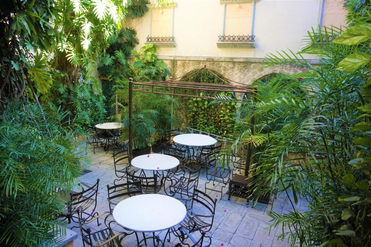 Hotel Boutique Suites Puerto Cancun Bagian luar foto