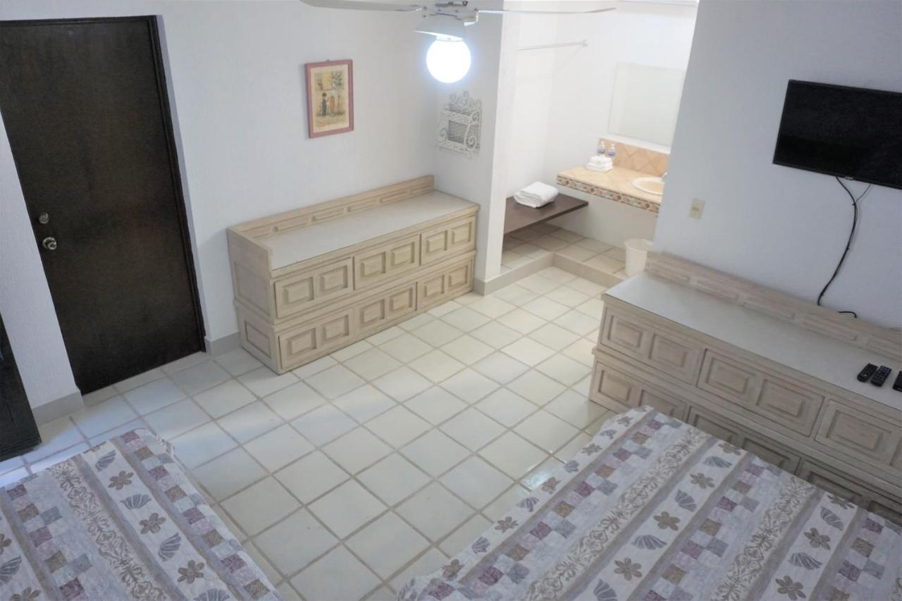 Hotel Boutique Suites Puerto Cancun Bagian luar foto