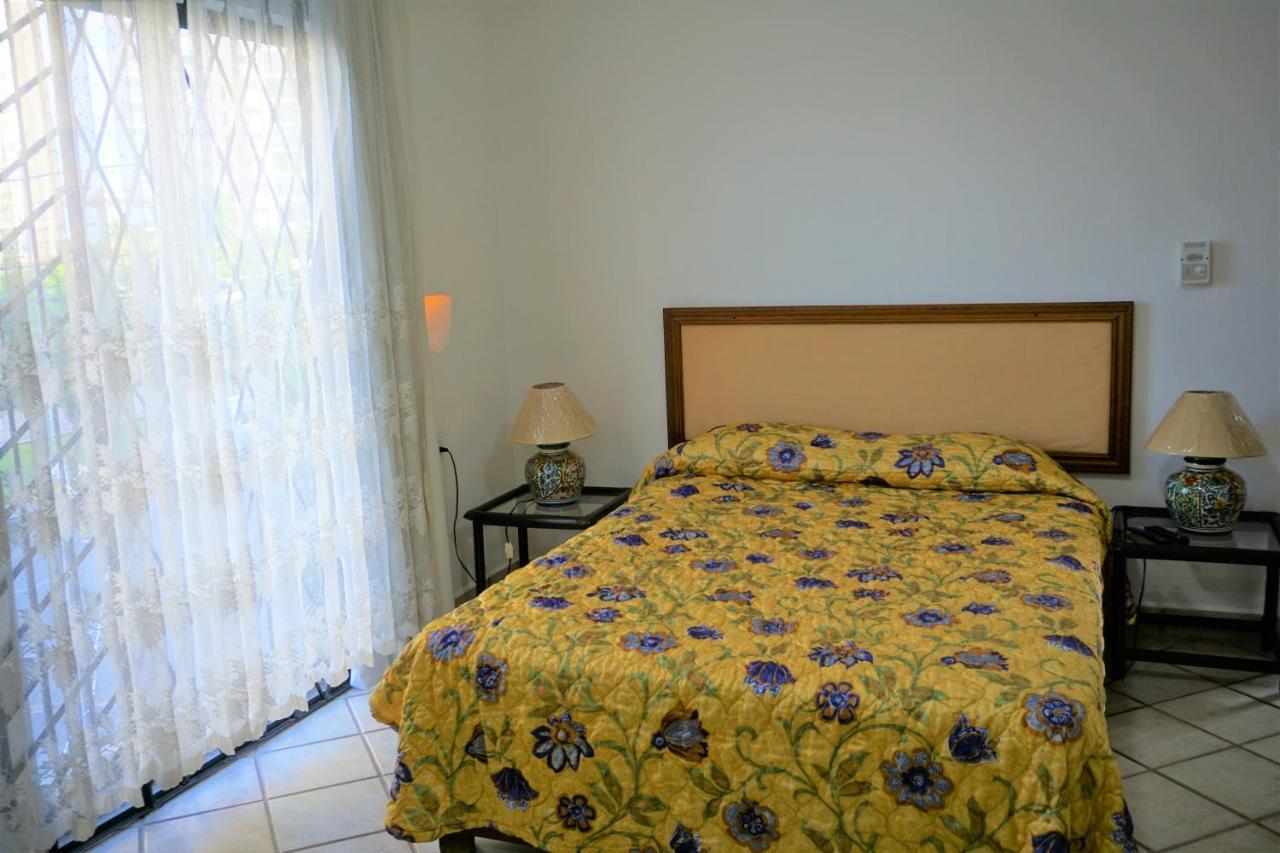 Hotel Boutique Suites Puerto Cancun Bagian luar foto